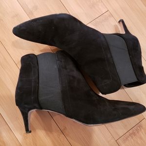Ann Taylor Suede Black Booties..11 pull on
